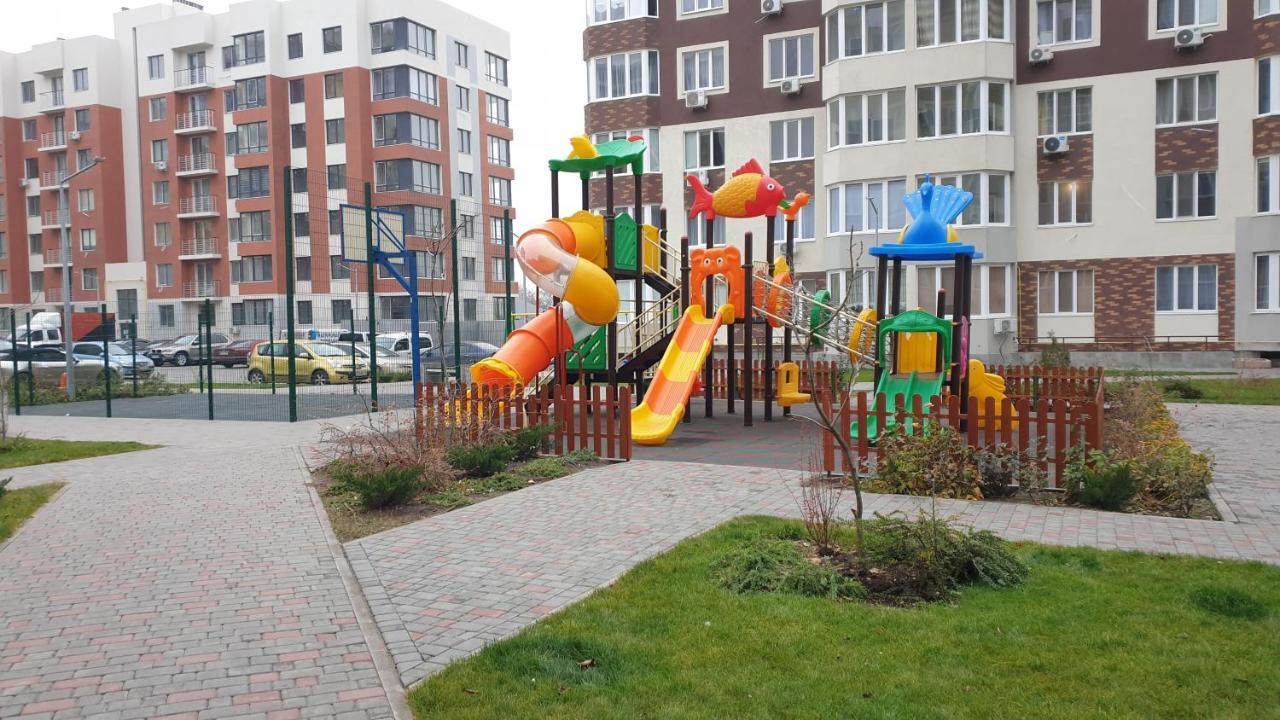 Аренда новой квартиры на сутки возле Моря! Крыжановка Экстерьер фото